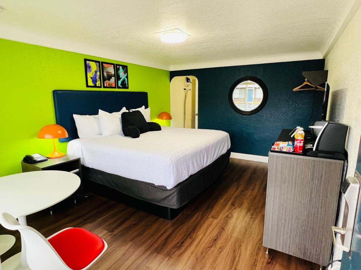 Signature Inn Юджин Екстер'єр фото